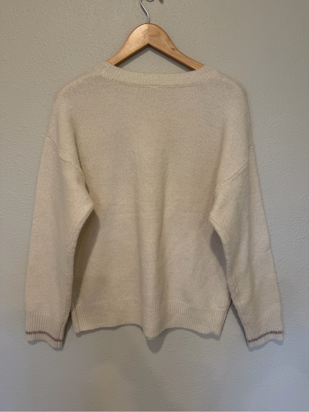 Wishlist Cream 'VACAY' Embellished Crewneck Sweater - Picture 10 of 11